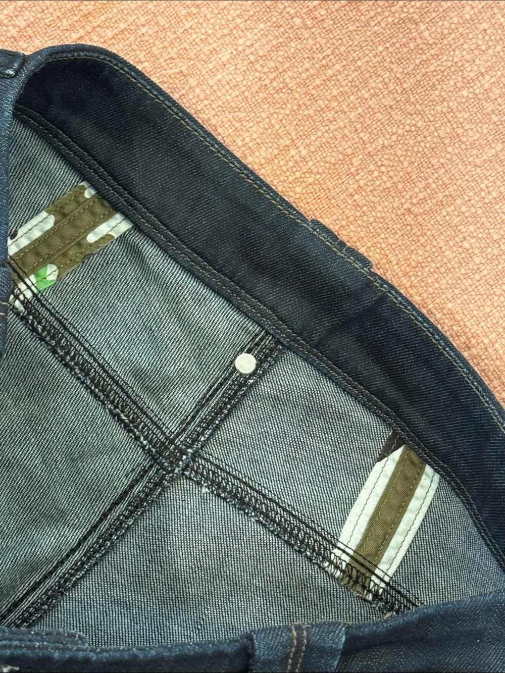 Diesel W29L Women’s Dark Indigo Denim Bermuda Shorts - Picture 15 of 16